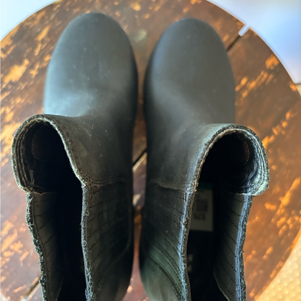 Frye & Co. Women's 8.5 Black Leather Odessa Chelsea w/Wood Heel. Hardly worn! - Picture 8 of 11
